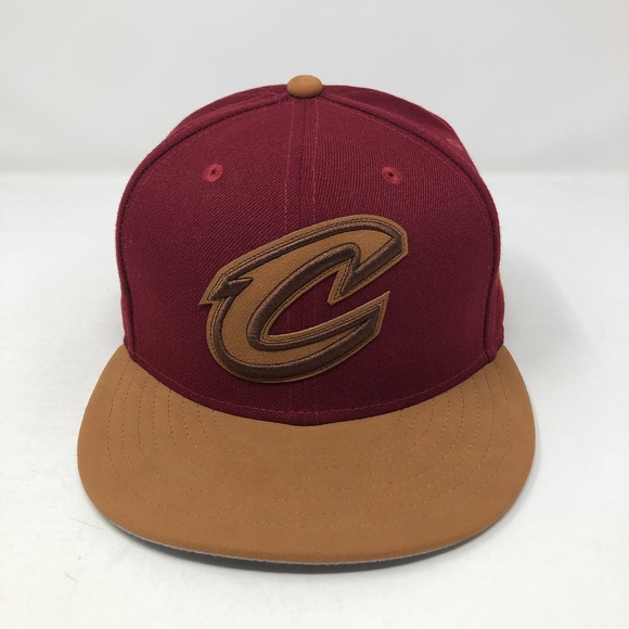 Cleveland Cavaliers New Era 9FIFTY Snapback Hat - Picture 1 of 6